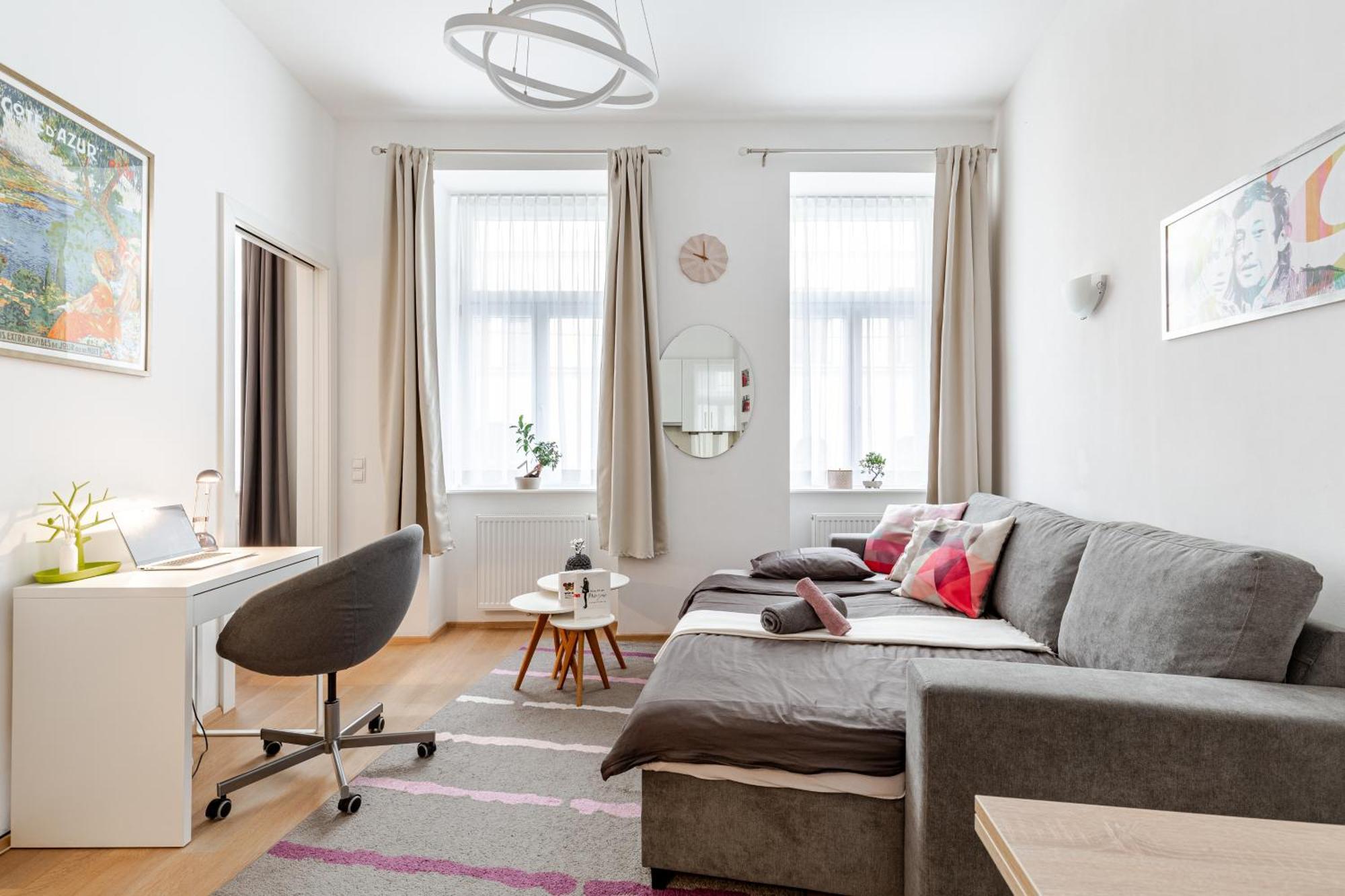 Apartment Chic Parisienne A - French Flair In The Heart Of Wien